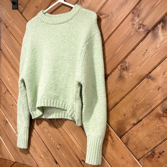 Mint Green Zara Women's Cropped Sweater Large - Picture 2 of 5